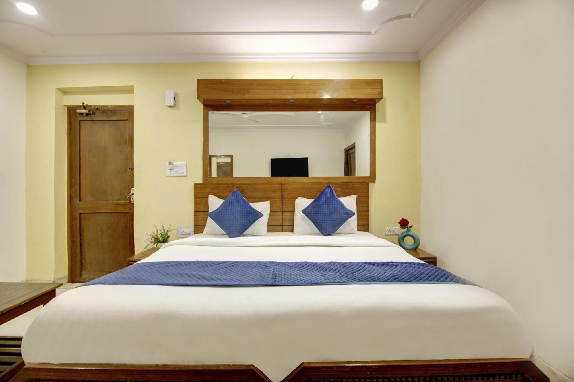 Hotel The Eden Park โนอิดา ภายนอก รูปภาพ