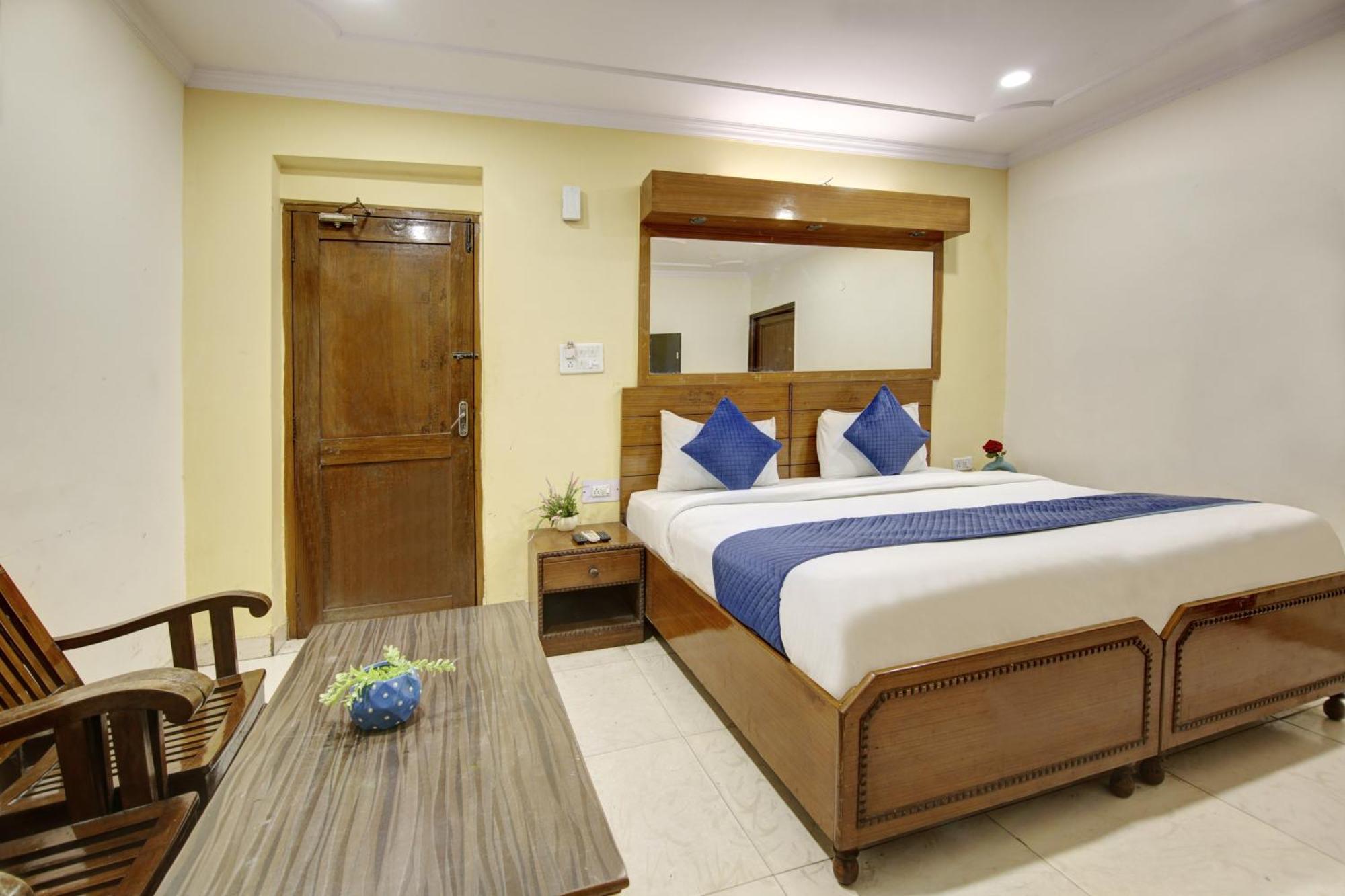 Hotel The Eden Park โนอิดา ภายนอก รูปภาพ